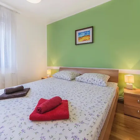 Apartment Gorgeous Apartment In Pula With Wifi